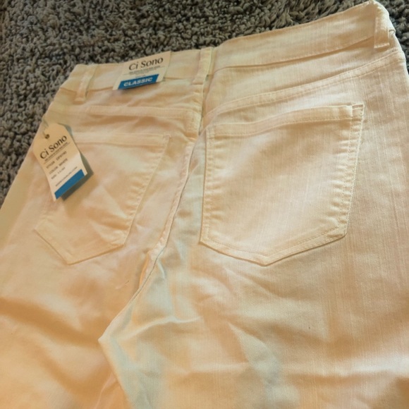 White Skinny Jeans - Picture 2 of 5